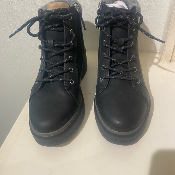 Dr Scholl’s Women’s Max Alpine Ankle Winter Boots Black Wedge Style New size 10 - Picture 12 of 16